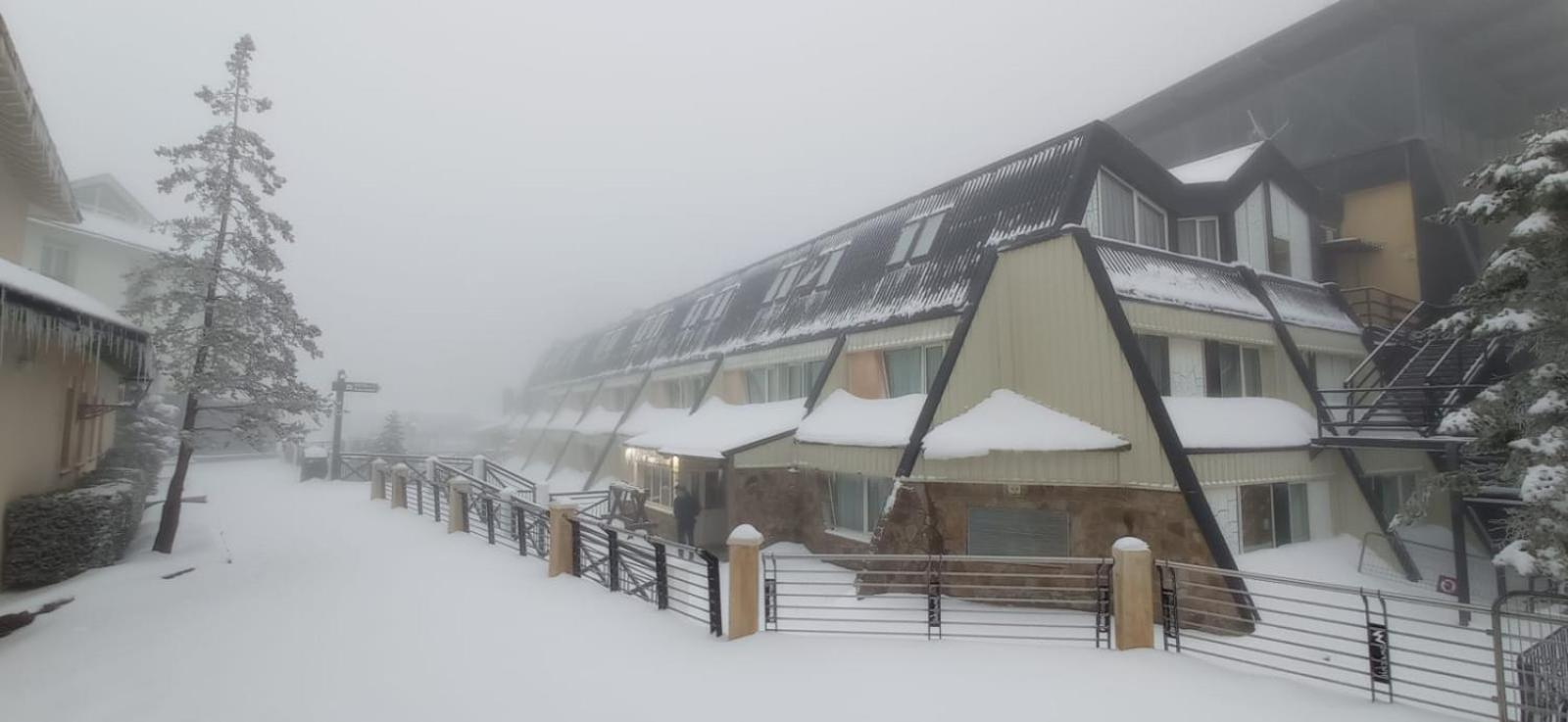 Hotel Telecabina Sierra Nevada Eksteriør bilde